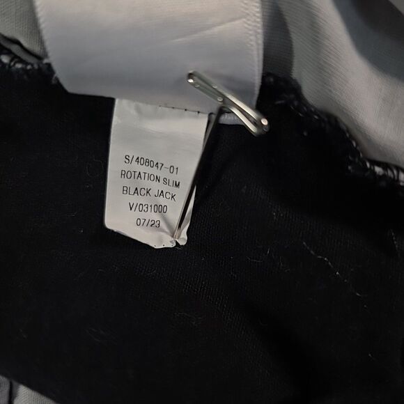 Old Navy Slim Built in Flex Pants Men's Size 46x30 Athletic Taper Black - Picture 8 of 9